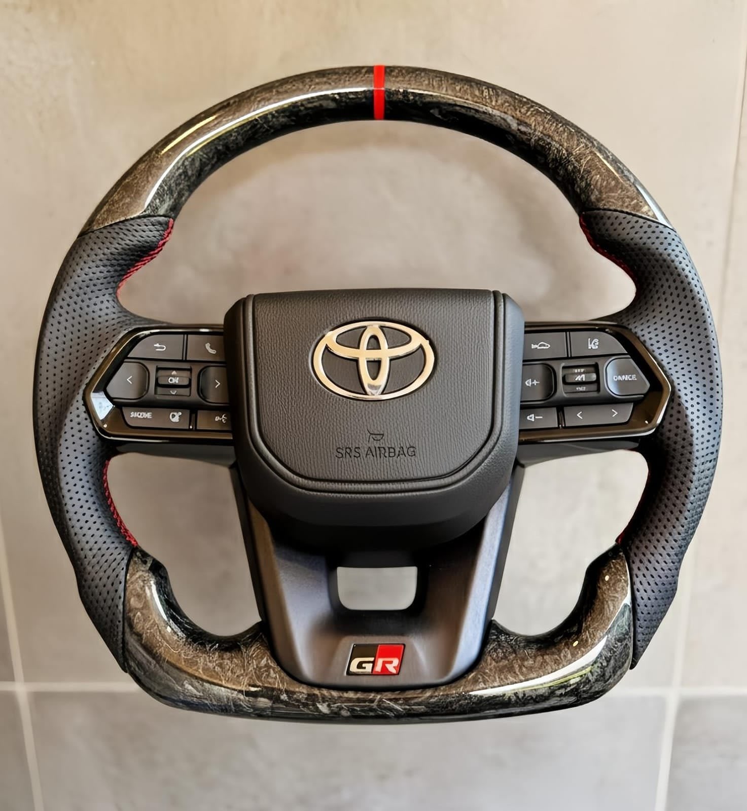 Forged Carbon Steering for Toyota Fortuner, Hilux and Innova Crysta
