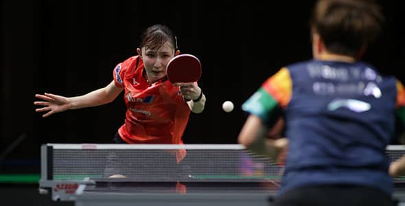Bild: Hina Hayata sorgte in Durban für ein bisschen Abwechslung in den späteren Runden (©ITTF)