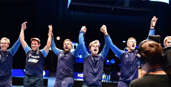 Bild: Riesenjubel! Schweden steht nach dem gewonnenen Halbfinale im Endspiel gegen Deutschland! (©ETTU)