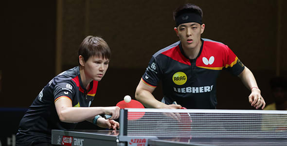 Bild: Nina Mittelham schied am Dienstagabend aus beiden Doppelwettbewerben aus (©ITTF)
