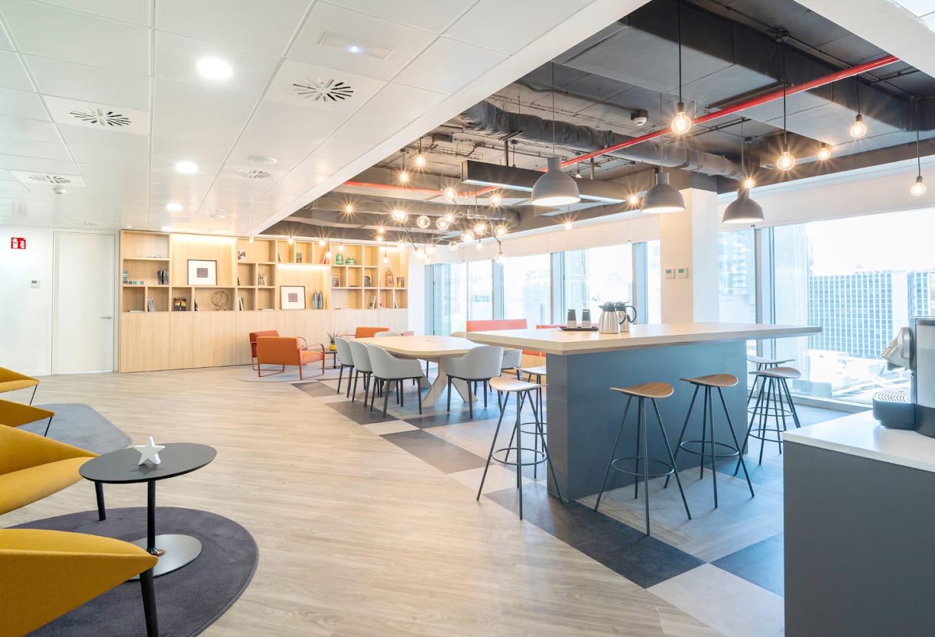 Sala de reuniones en el coworking de Castellana, Chamberí, Madrid