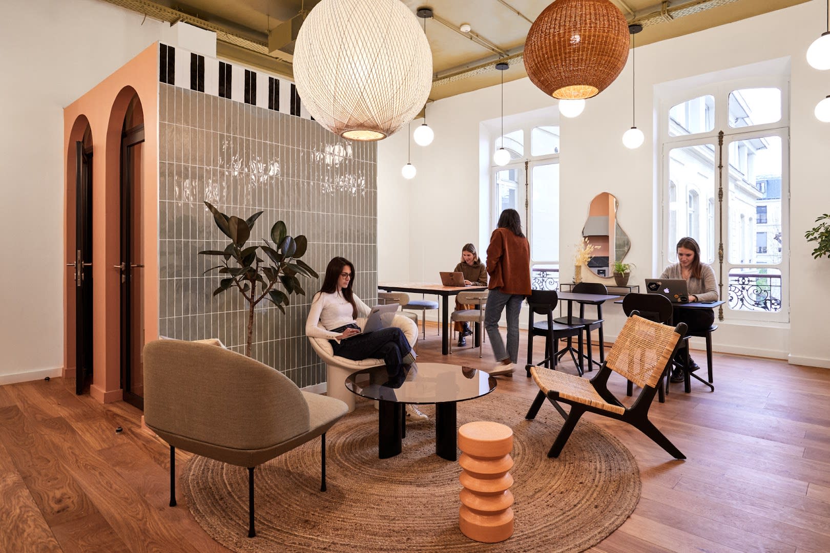 Sala de reuniones en el coworking de Penthievre, Paris