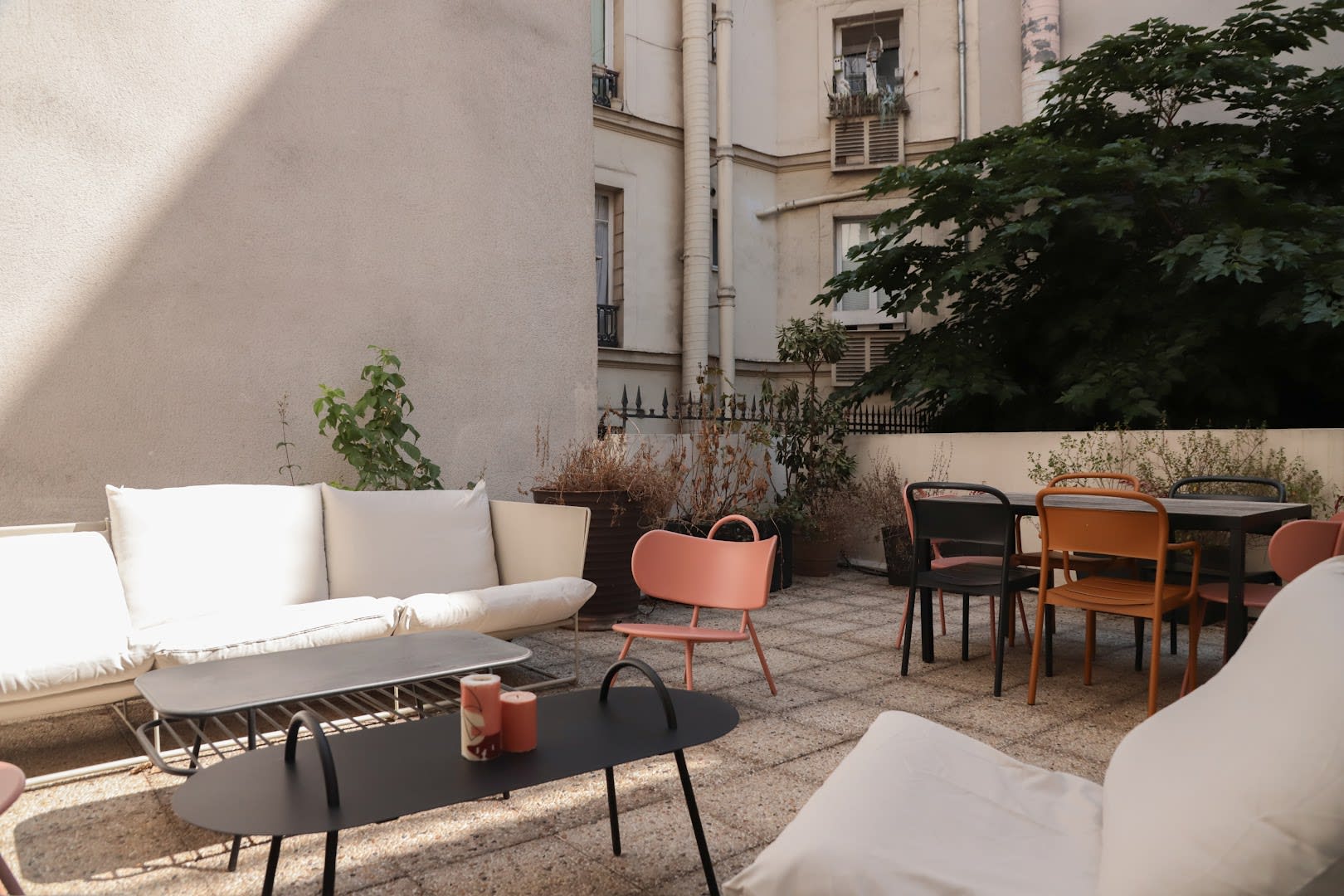 Sala de reuniones en el coworking de Republique-Boulanger, Paris