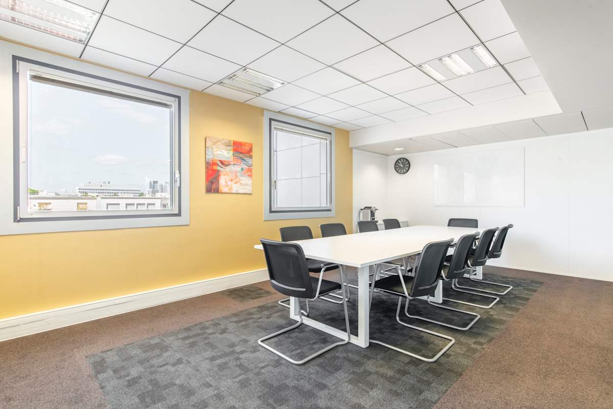 Oficina privada en Anatole France, Levallois-Perret