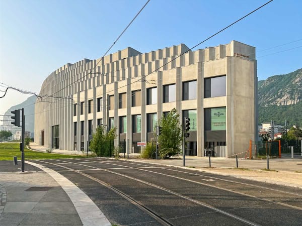Edificio de oficinas en Europole, Grenoble