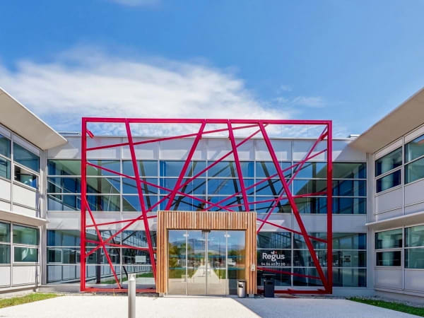 Edificio de oficinas en Inovallée, Montbonnot-Saint-Martin