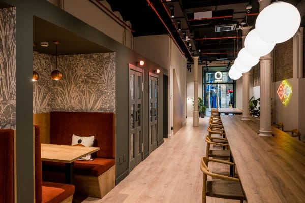 coworking pau claris barcelona zona hot desk - Eixample Barcelona