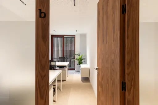 Best premium office sarria