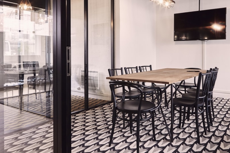 Interior del espacio de coworking en Gallieni, Bagnolet