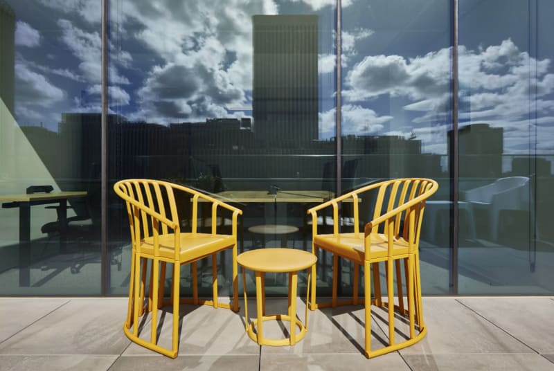 Interior del espacio de coworking en Santiago Bernabéu, Chamartín, Madrid