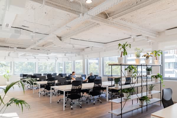 Área común del coworking en Chamartín, Madrid