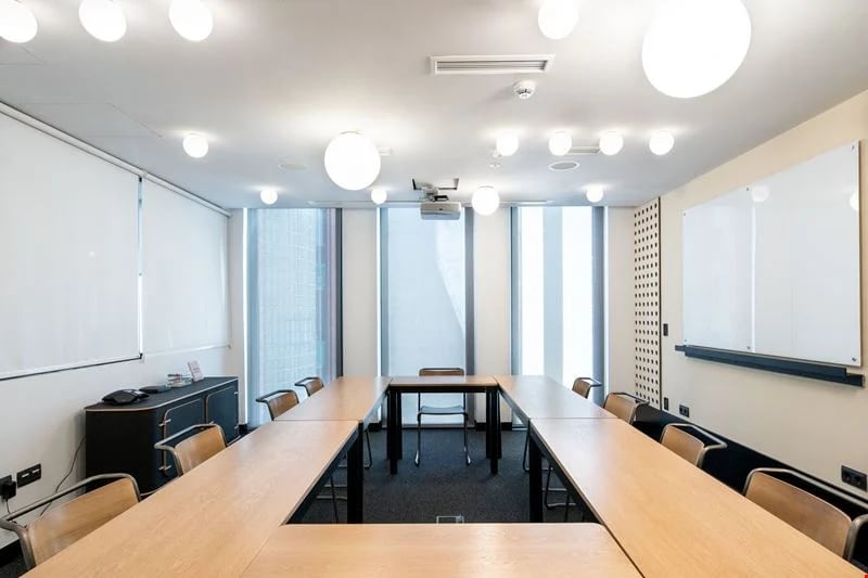 Área común del coworking en Rubén Darío, Chamberí, Madrid