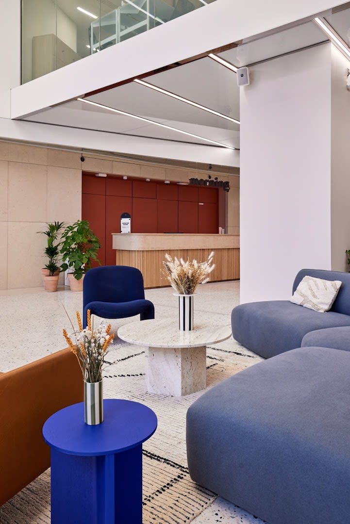 Detalle del espacio de trabajo en Pont de Neuilly, Neuilly-sur-Seine