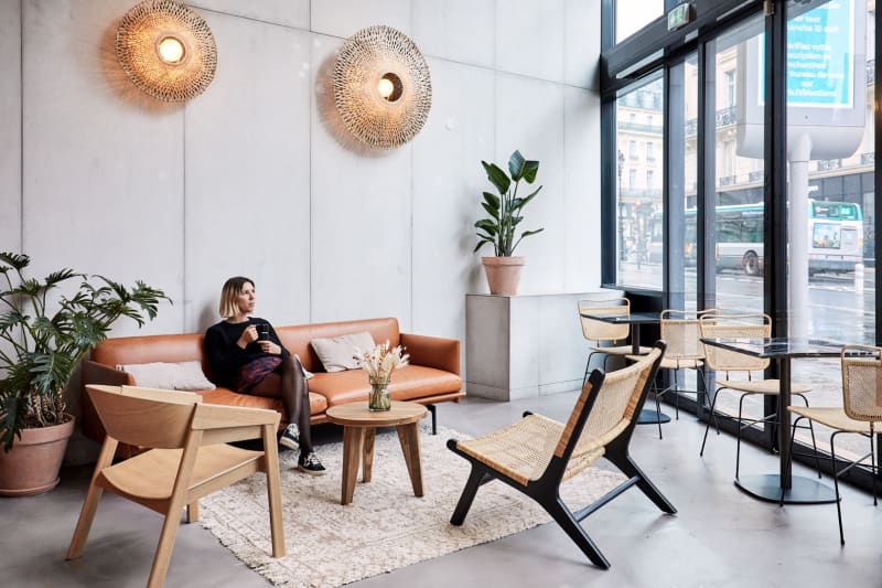 Interior del espacio de coworking en Auber, Paris