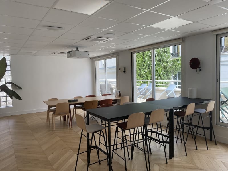 Zona de trabajo abierta en Faubourg Poissonniere, Paris