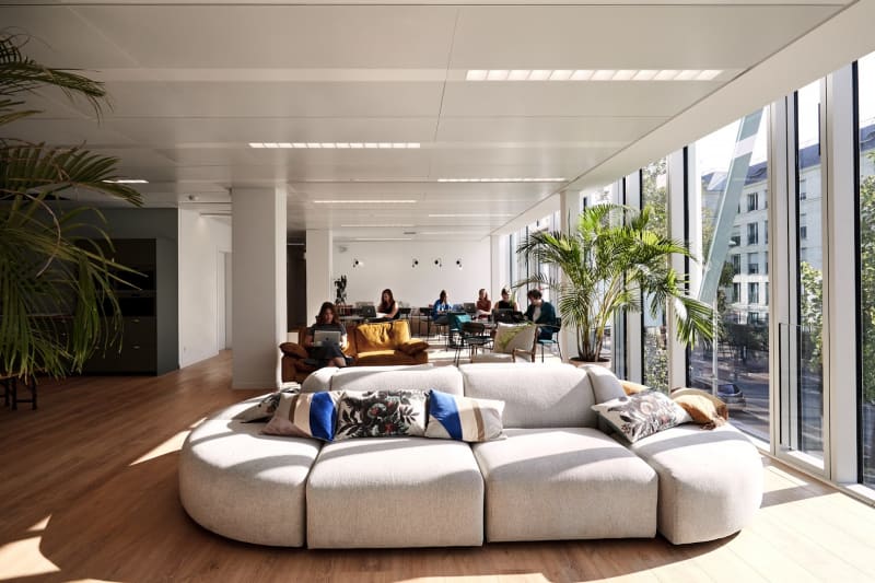 Sala de reuniones en el coworking de Issy-les-Moulineaux, Paris