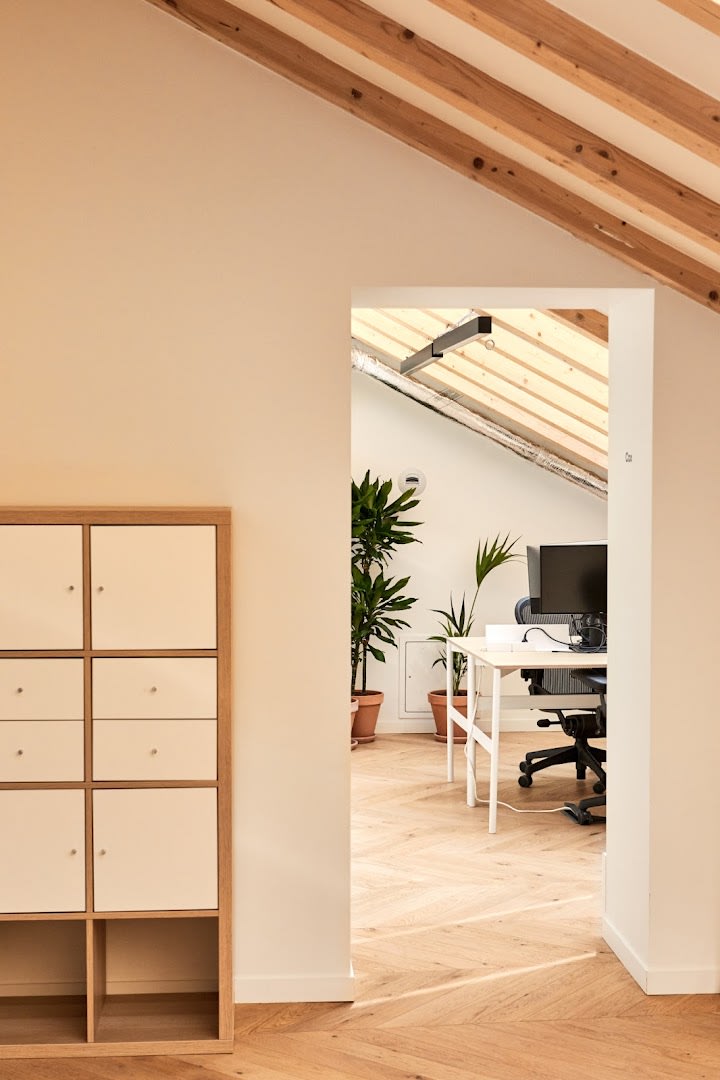 Oficinas flexibles en Petites Ecuries, Paris