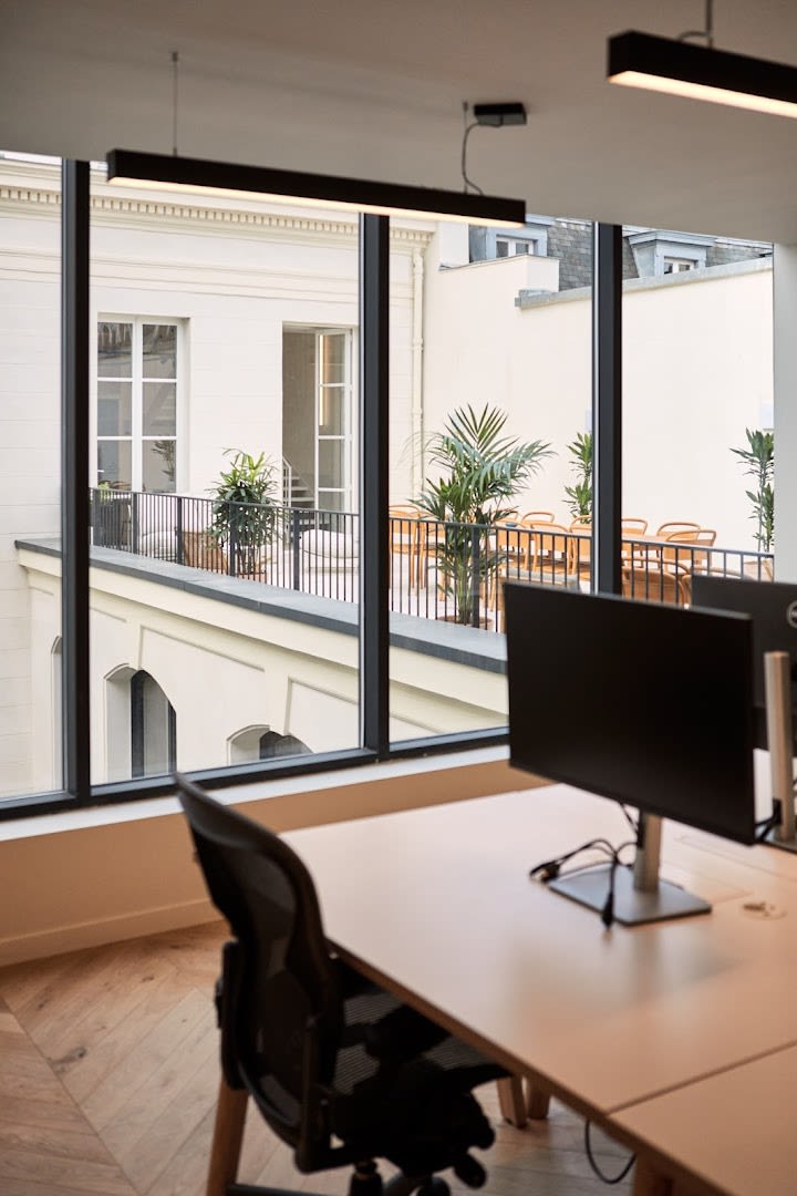 Área común del coworking en Petites Ecuries, Paris