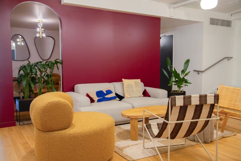 Interior del espacio de coworking en Republique-Boulanger, Paris