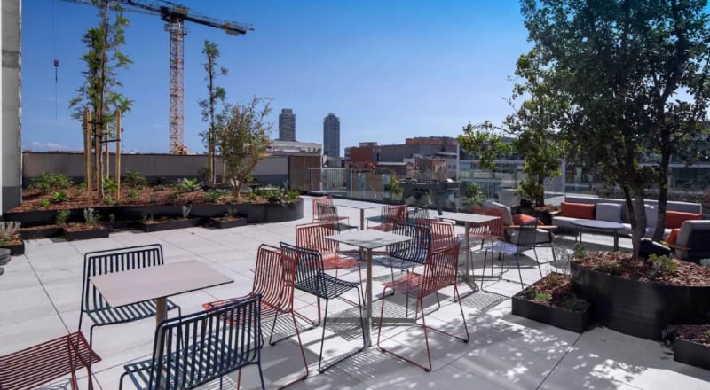 Terraza del espacio de coworking Pere IV, Poblenou