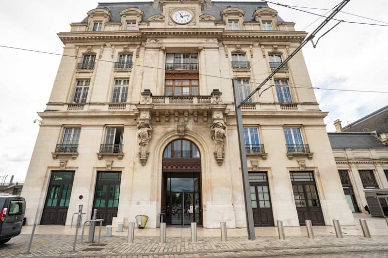 Edificio de oficinas en Saint-Jean, Bordeaux