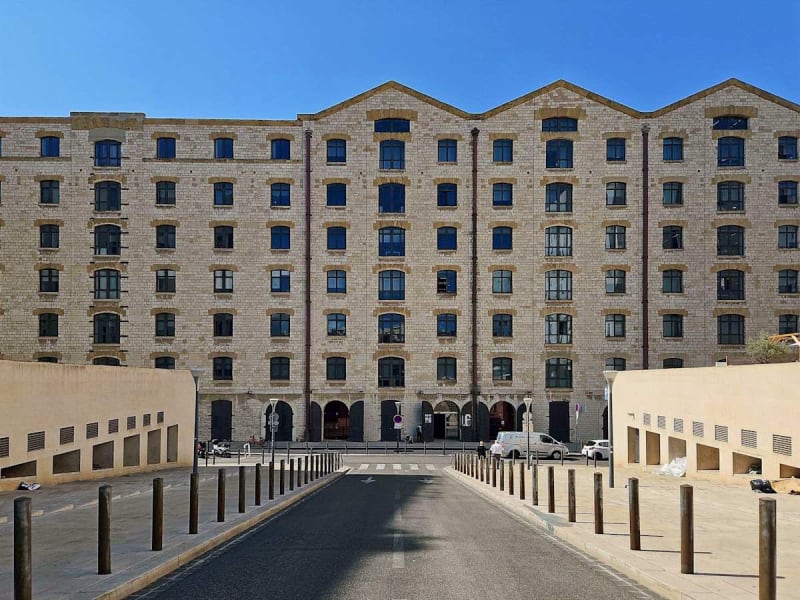 Edificio de oficinas en La Joliette, Marseille