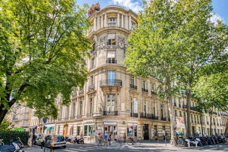 Flexible workspace in Haussmann Paris