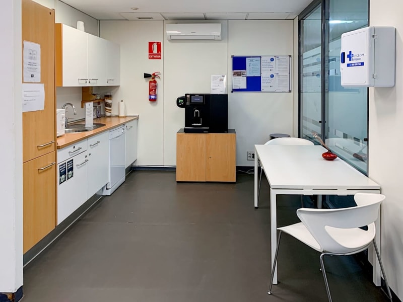 Kitchen and break area at Marbella coworking space