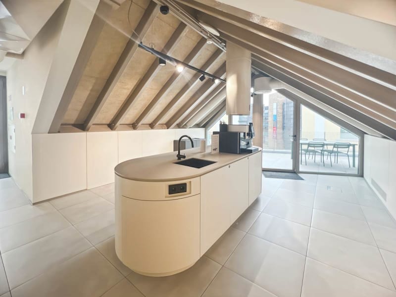 Shared offices with kitchen, Alcântara, Lisbon