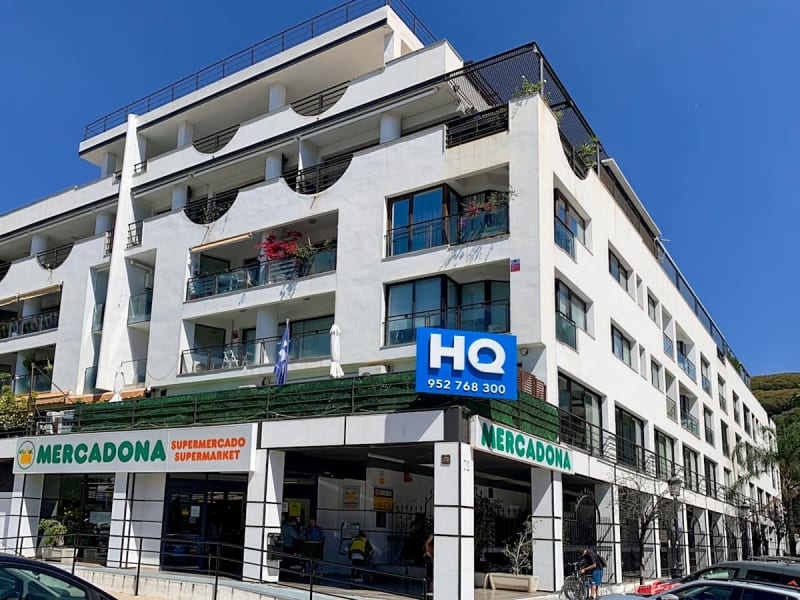 Coworking Centro Marbella - office building exterior