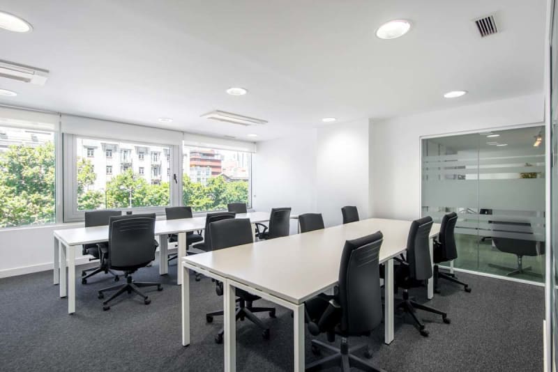 Oficina privada dentro de un centro de negocios, Lisboa