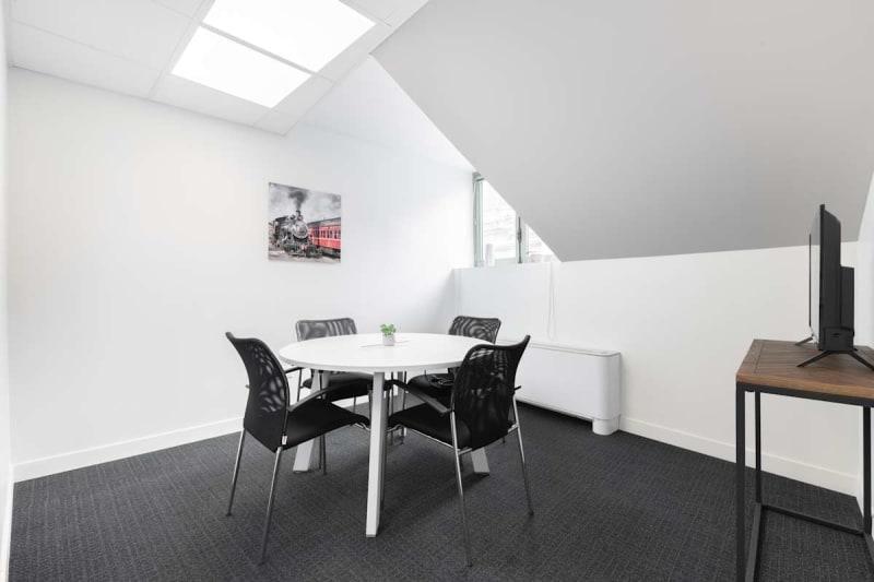 Zona de coworking luminosa en Flandres, Lille
