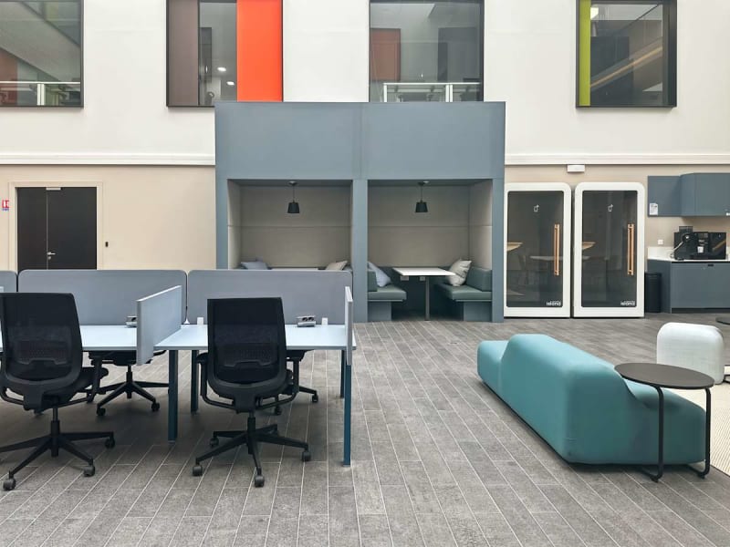 Zona lounge del espacio en Aéroport, Lesquin