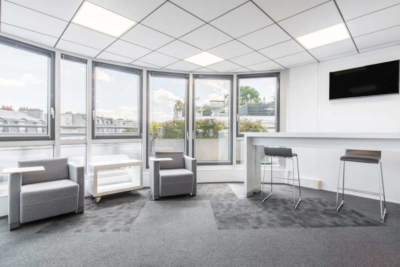 Zona lounge del espacio en Anatole France, Levallois-Perret