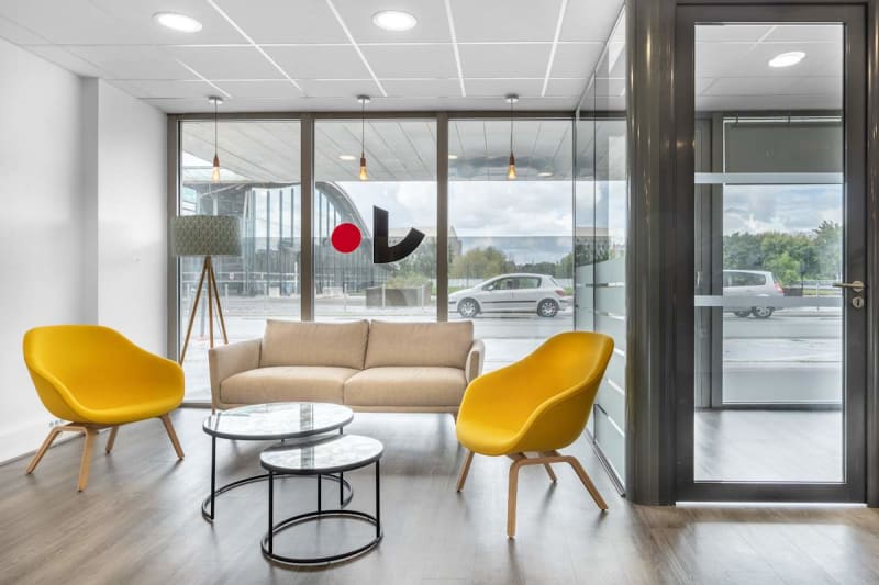 Zona lounge del espacio en Euralille, Lille