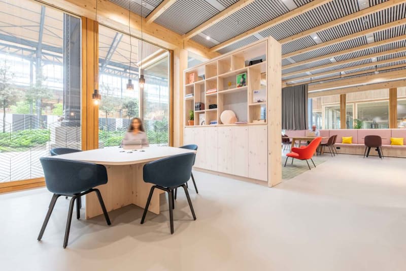 Disponibilité immédiate coworking A home for your business among a vibrant community Brussels