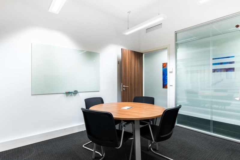 Oficina privada amplia dentro de un coworking, Chiado, Rua Ivens