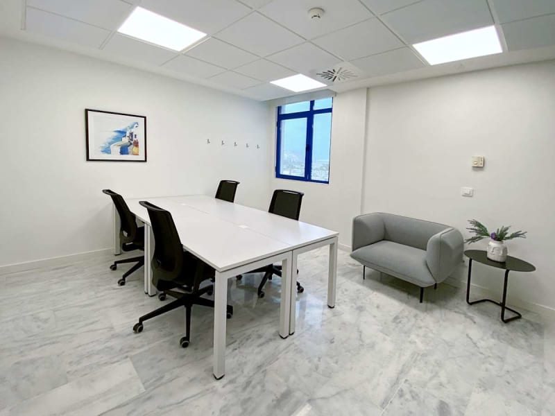 Immediate availability coworking Puerto Alicante