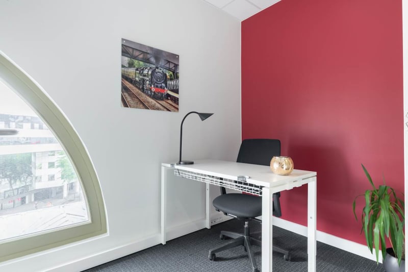 Zona de coworking luminosa en Flandres, Lille