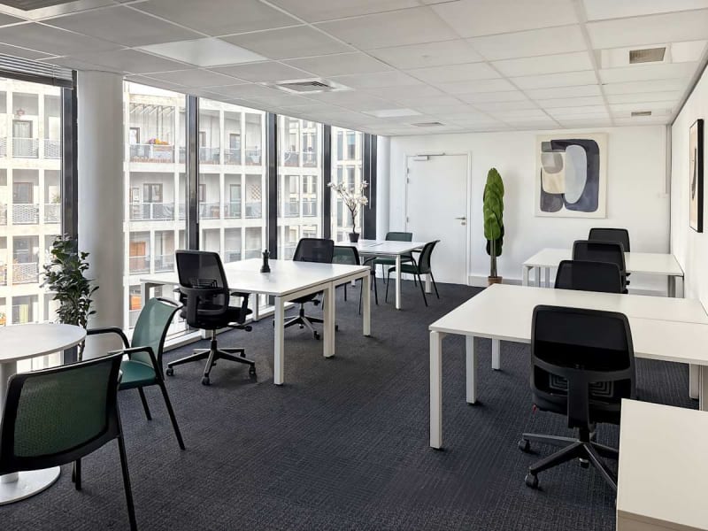 Zona de coworking luminosa en Gerland, Lyon