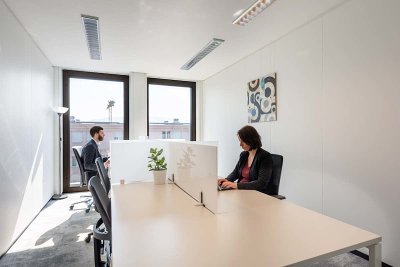 Grand bureau privé dans un coworking, Balexert, avenue Louis-Casaï