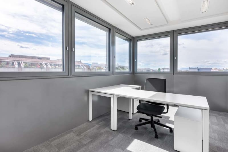Oficina privada amplia dentro de un coworking, Nations, Rue du Pré-de-la-Bichette