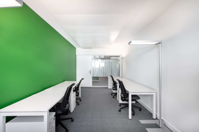 Oficina privada amplia dentro de un coworking, Stauffacher, Badenerstrasse
