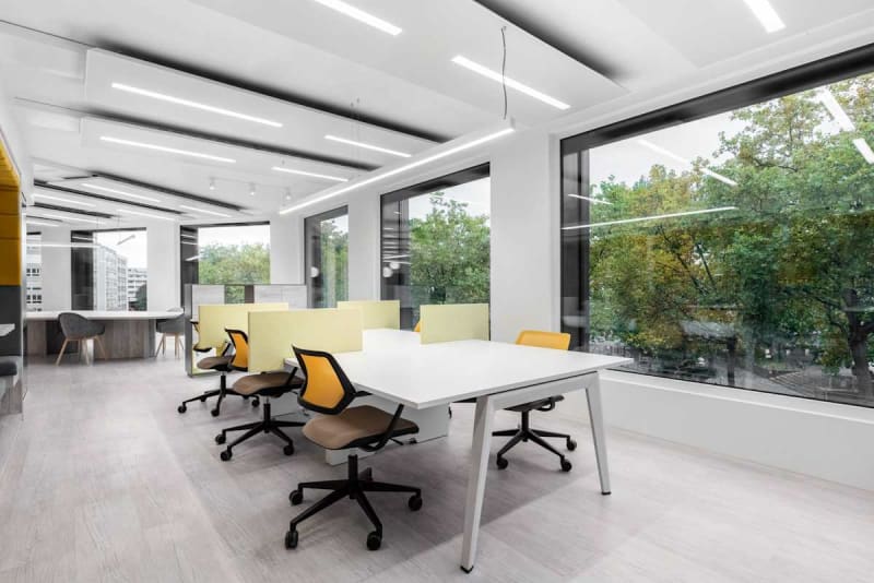 Espacio de trabajo flexible con zona lounge, Charmilles, Ginebra