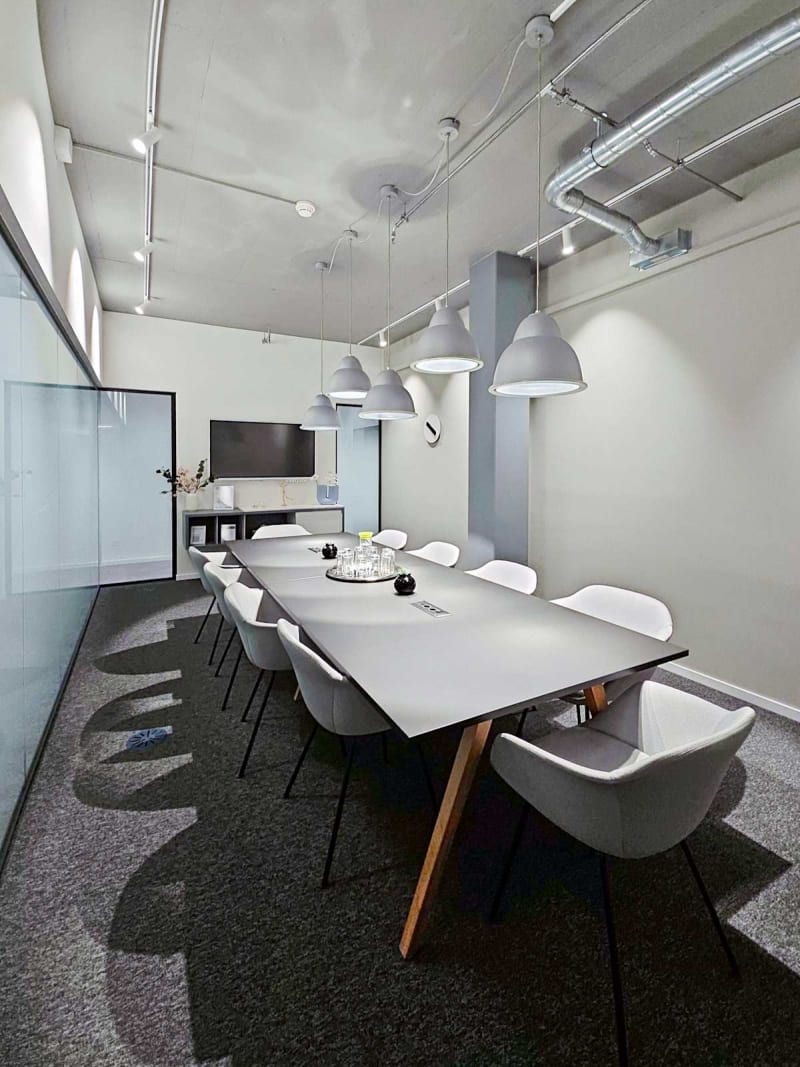Serviced office con sala de reuniones, Seebach, Hagenholzstrasse