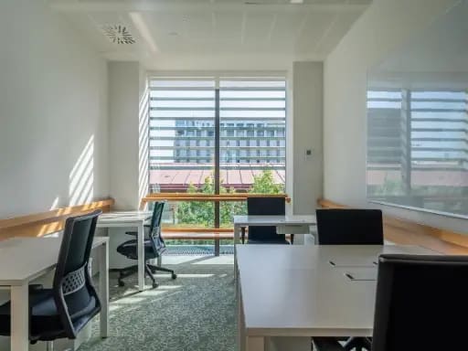 office full inclusive barcelona glories
