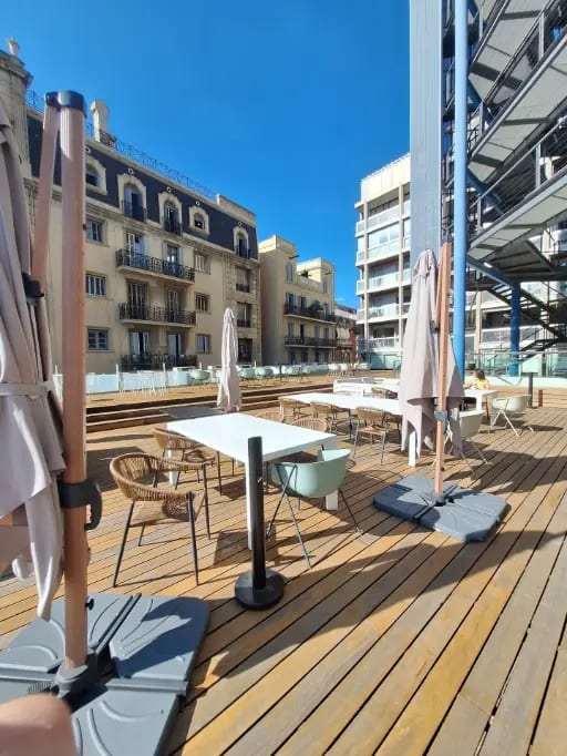 office with rooftop barcelona gracia