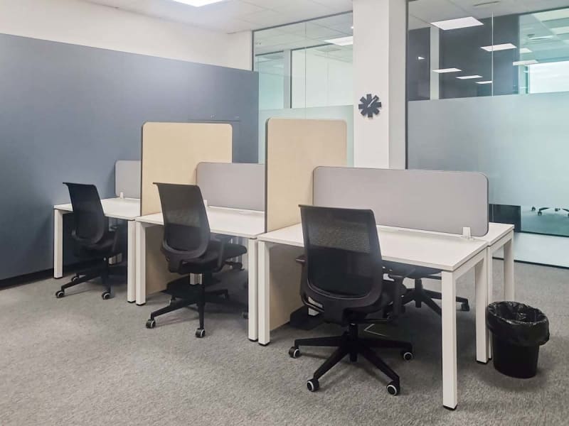 Coworking for teams in Camí de Can Camps | Officionados