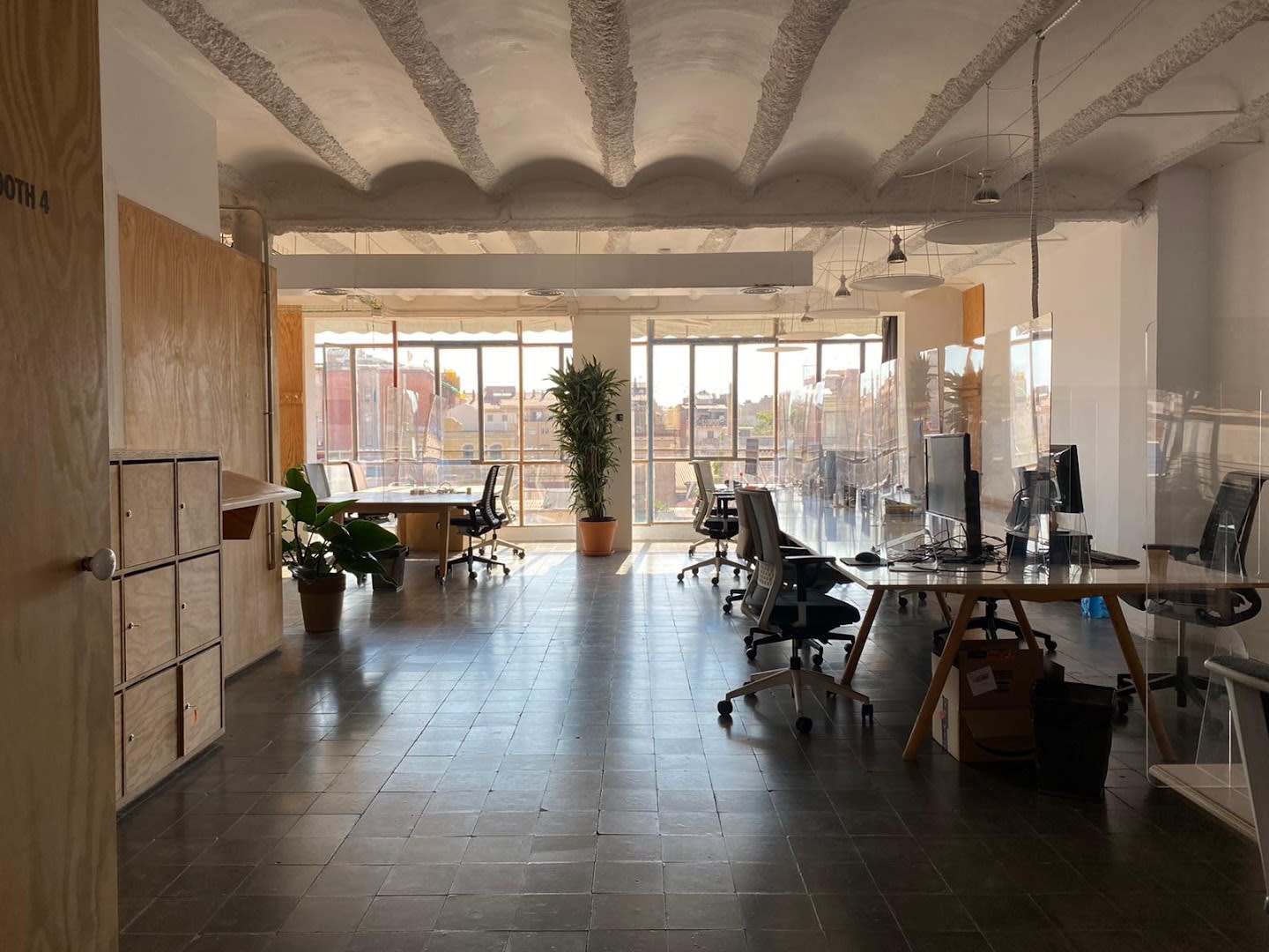 Coworking con sala de reuniones Gràcia