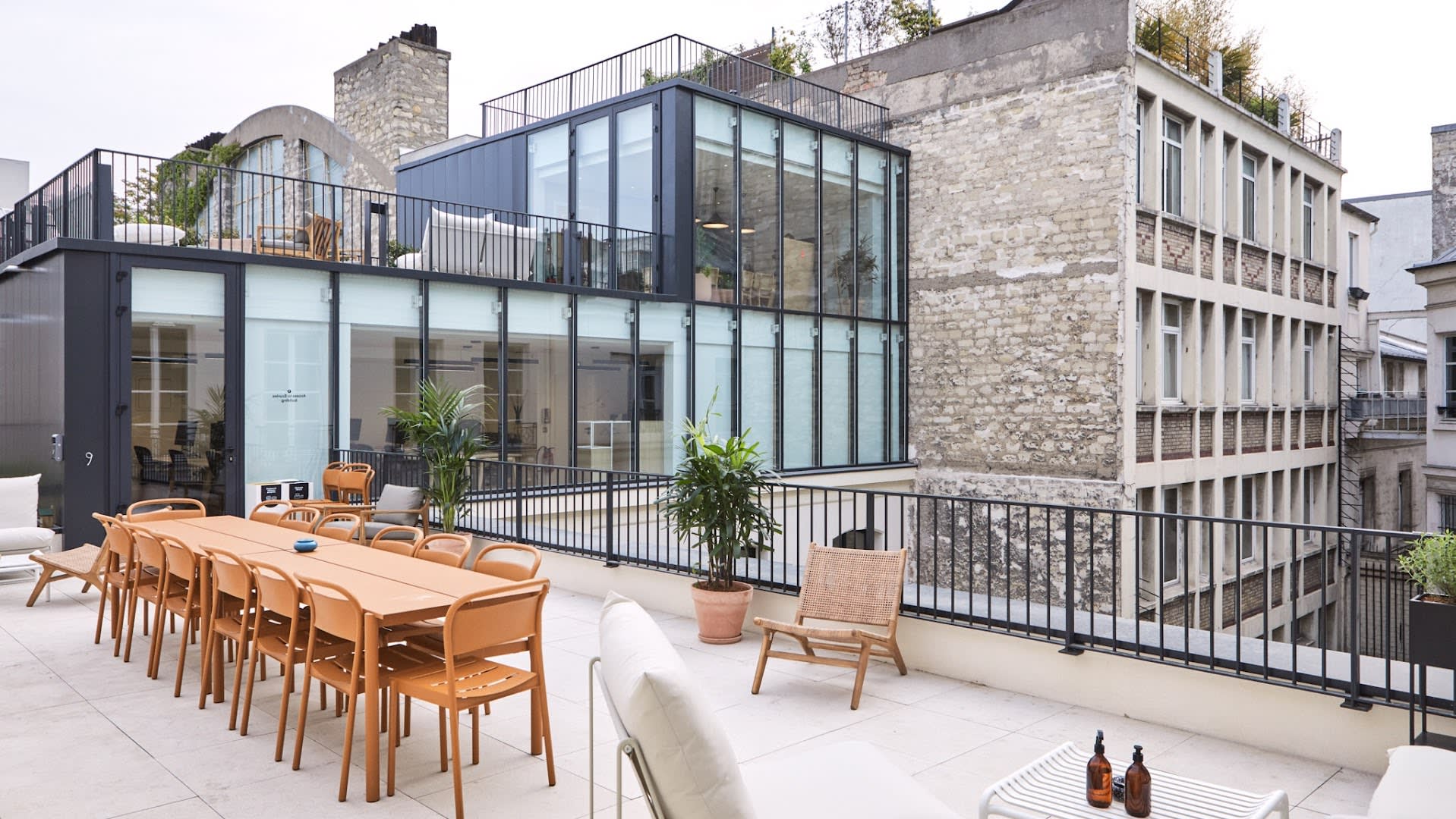 Espacio de coworking en Petites Ecuries, Paris